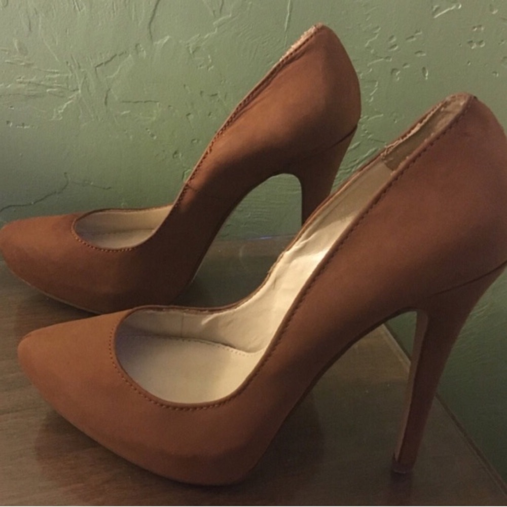 Colin Stuart Brown High Heels SMALL 7.5